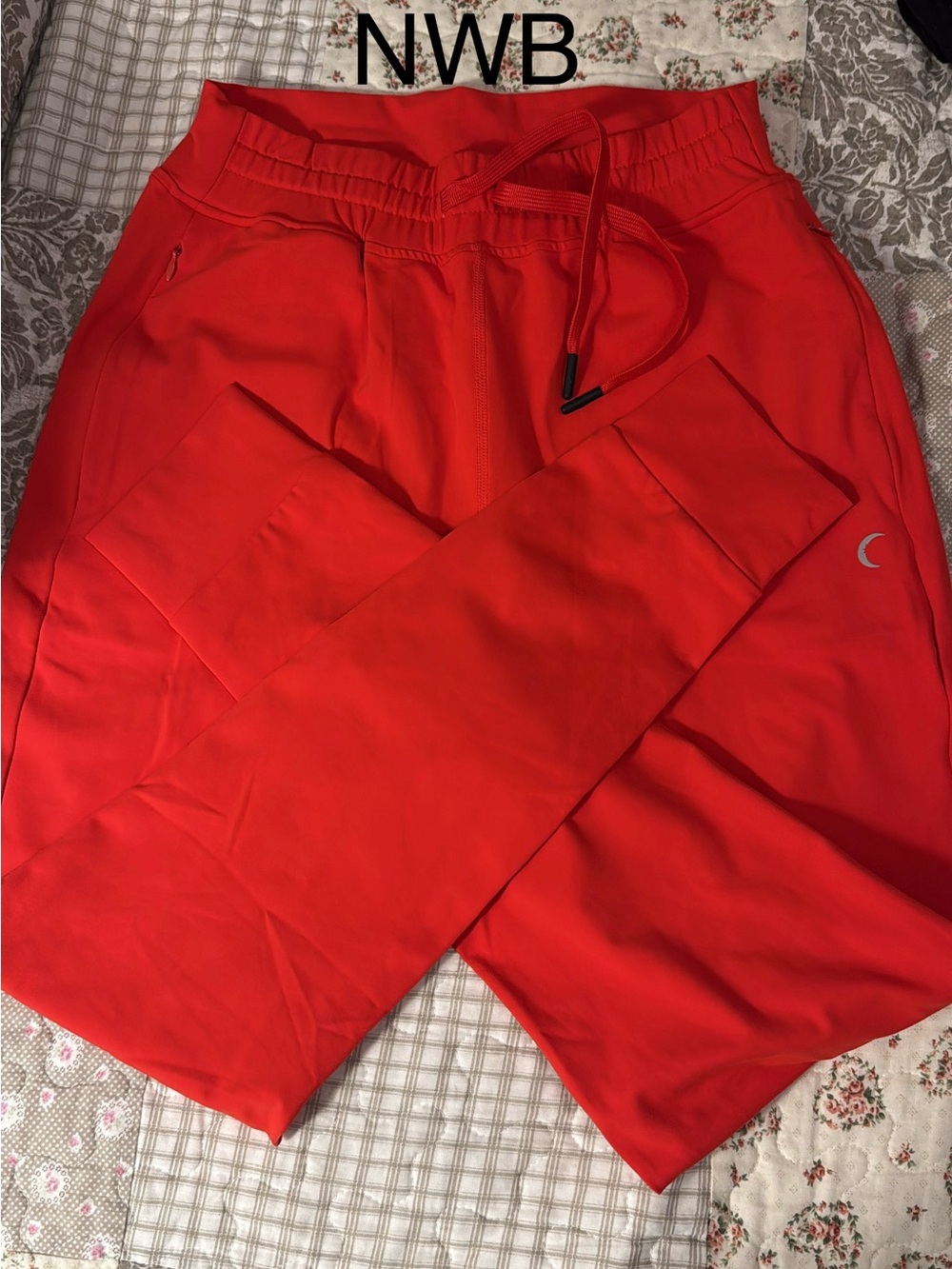 Zyia active red confluence Joggers Pants - Drawstring Waist nwot size medium